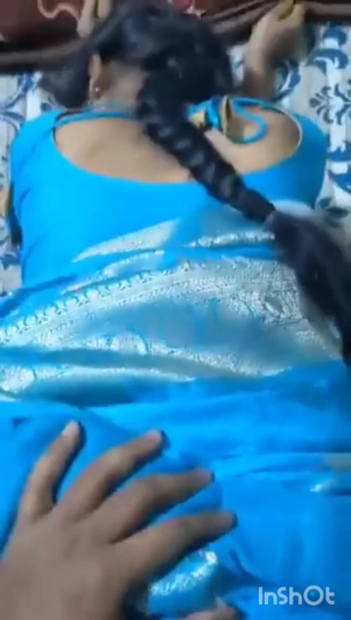 Benita sweety: Mallu Hot Back Shot Video