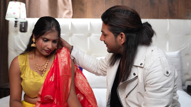MeetX: Dramatic Chudai While Marriege Ceremony Threesome Sex