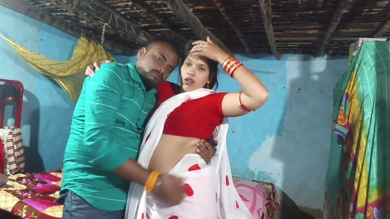 Sona bhabhi: Bhabhi desi India panas bercinta dan bercium adegan dan dikongkek...