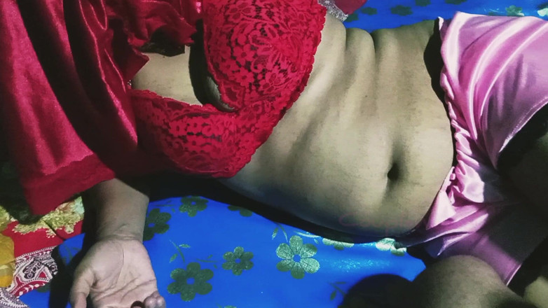 CoupleWorld: Pracownik i szef sex wideo w Bangladeszu