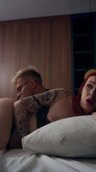 Step Mom Shares Bed with Step Son in 4K Hotel Fantasy-wild Night!
