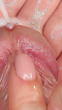 She Rubs His Frenulum Causing Multiple Cumshots