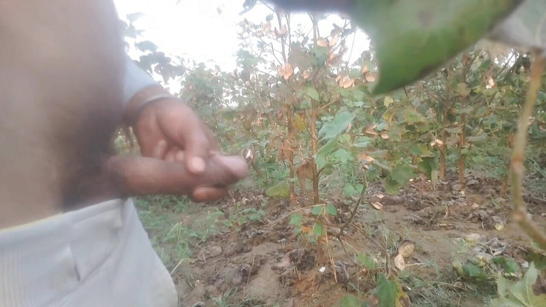 BlondeTroubleshootor: Stor svart kuk indisk man utomhus. Njuta