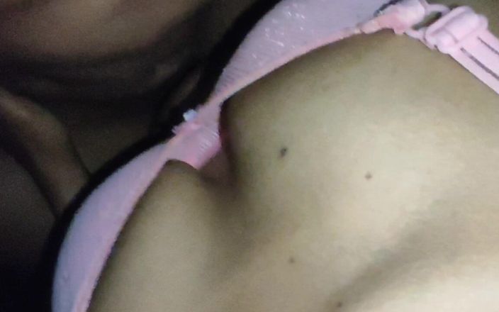 X69: 나와 함께하는 강아지 스타일 네팔 여친