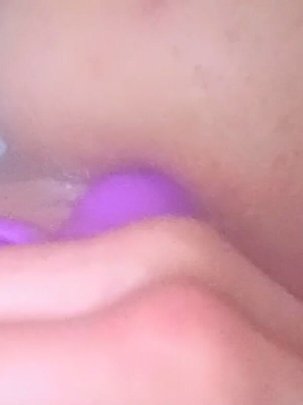 Nina Cute: När jag är i ett förhållande kan jag vara otrogen mot...