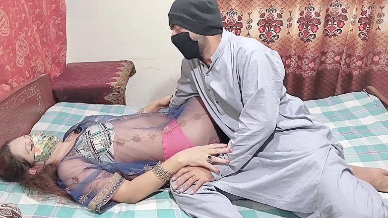Pakistani CoupleX: Wife Surprised Her Husband by Telling Him About Her Pregnancy...