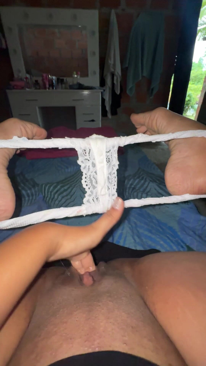 EMY_AND_JONH: Di nuovo da sola a casa dei miei nonni Mi...