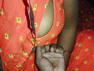 Hast matthun: Suami fingering memek istri india