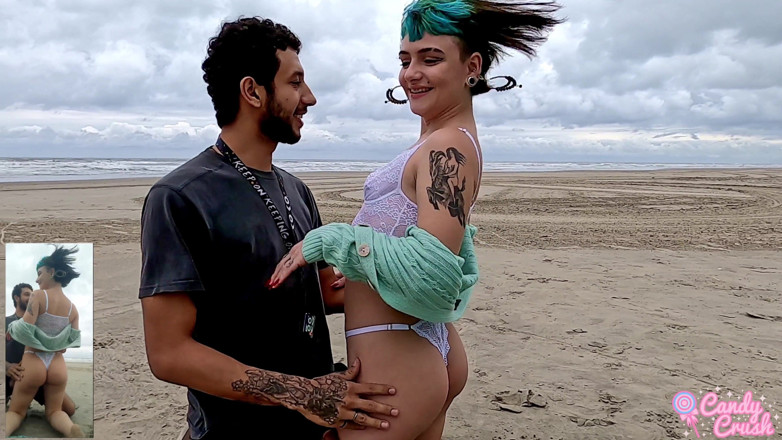 Mano Nico Official: Moje žena mě a kamaráda sála na pláži