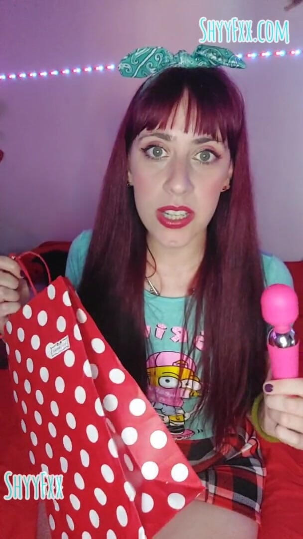Tu Gauchita Argentina: Shyyfxx - primer juego de rol lésbico para mis fans!