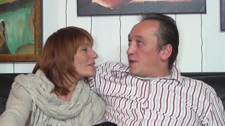 Erotic only: Un trio con la mia migliore amica e suo marito!