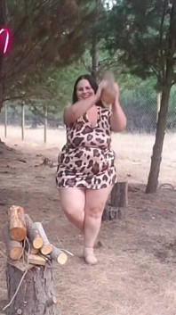 Recoping Woods mama vitregă sexy în aer liber