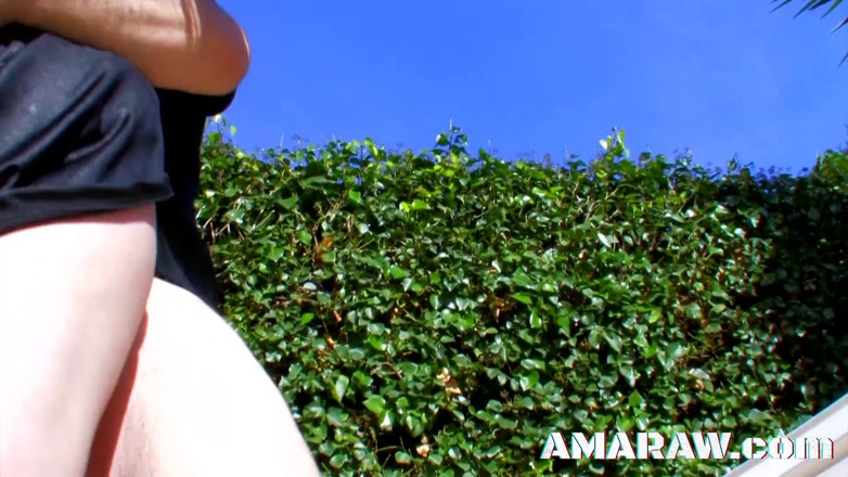 Amaraw: Morena Lorena Fox com peitos pequenos usada como puta