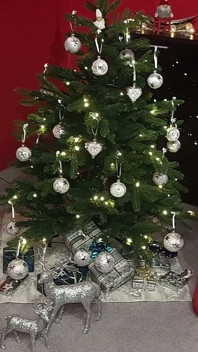 Si jalang Krismas matang menjolok pepek Ahegao letupan berdenyut