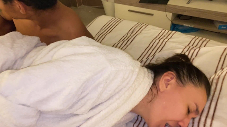 Mr Cute Cock: Esposa infiel me deixou usá-la parte 25