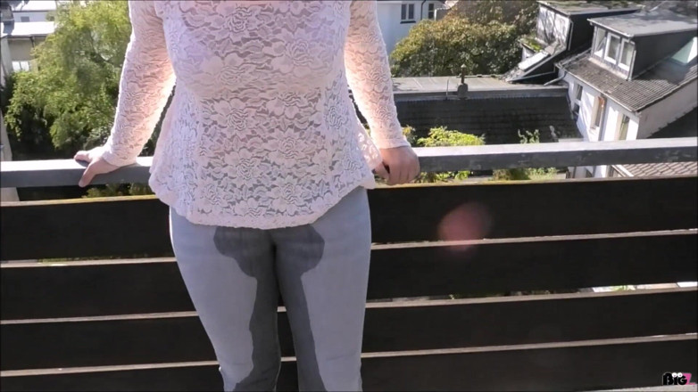 Eva Engel: 用户请求！牛仔小便