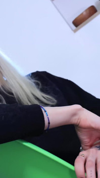 Nach dem fitnessstudio fußanbetung