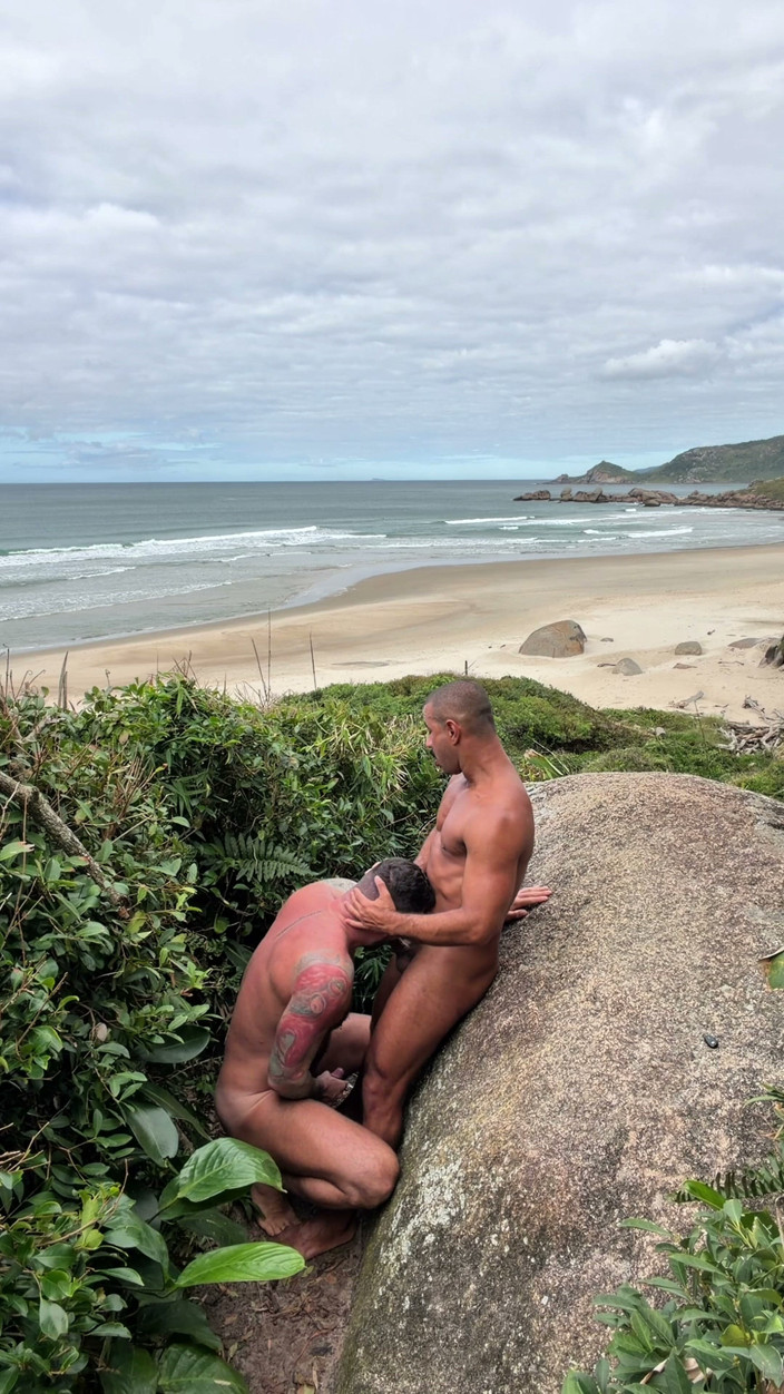 Anton Brazil: Cruising