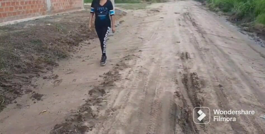 Karely Ruiz: Молодую шлюшку застукали на улице, жестко трахают в задницу, я покрыл ее молодое лицо молоком