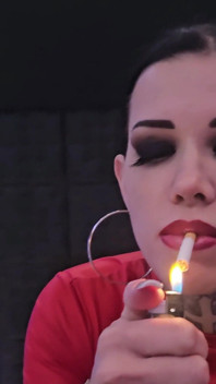Miss Alessa Milano No Mercy met jou .. Sigaretbreukrek