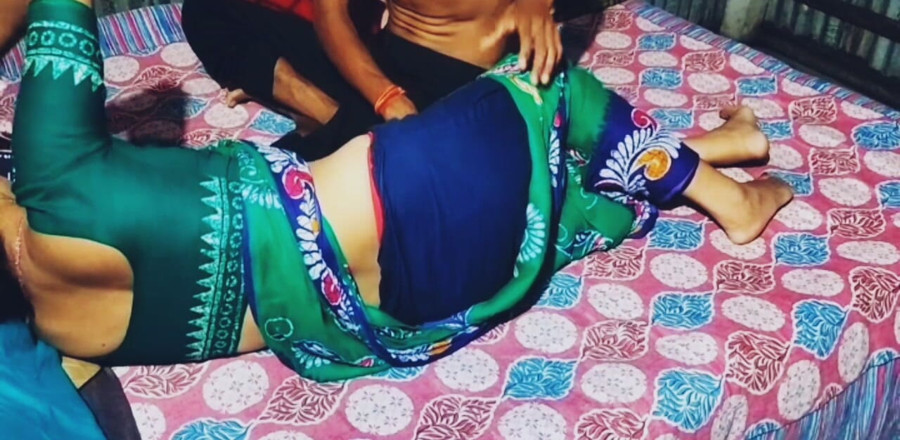 Teensex: Milf indiana arrapata con bella sharee vuole che devar scopi