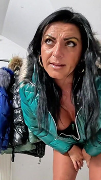 Hot Jackets for Hot Vids