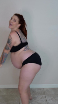 9 meses grávida, sorvete de striptease