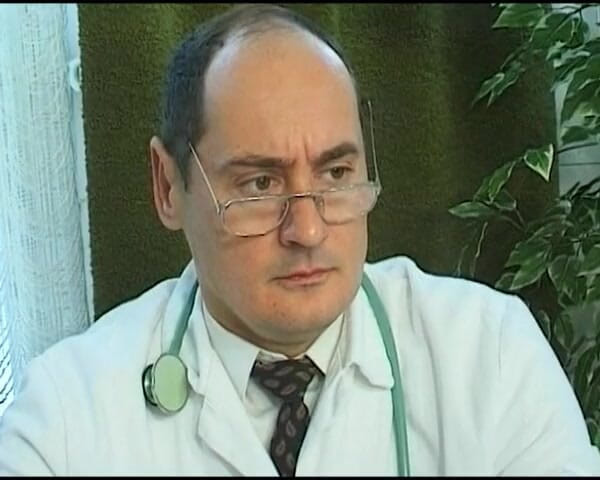 Deutsche XXX Filme: Atractiva nena alemana en medias follada en el culo por...