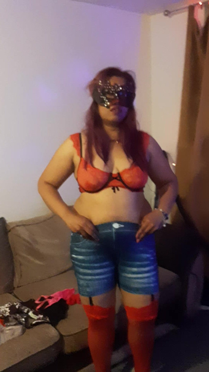 Gloriousshelly: Lexy lava la ropa