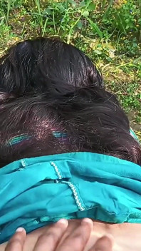 Hintli kadın açık havada çiftlik anal video Hintçe ses