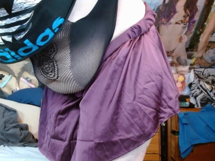 CosmicJones88: Gorda depósito de porra Maricas dança e tira roupa com...