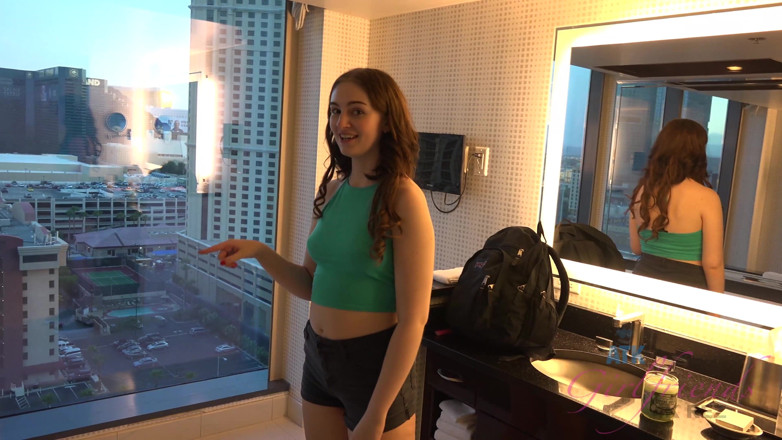 ATK Fans (Girlfriends): Vacaciones virtuales en Las Vegas con Maya Kendrick 1/3