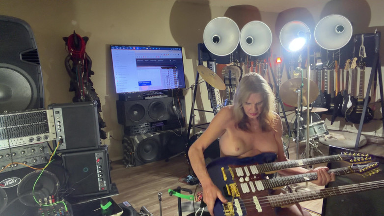 Lizzy Yum vintage and behind the scenes interviews: Lizzy yum nostaljik ve kamera arkası röportajları özel röportaj #7