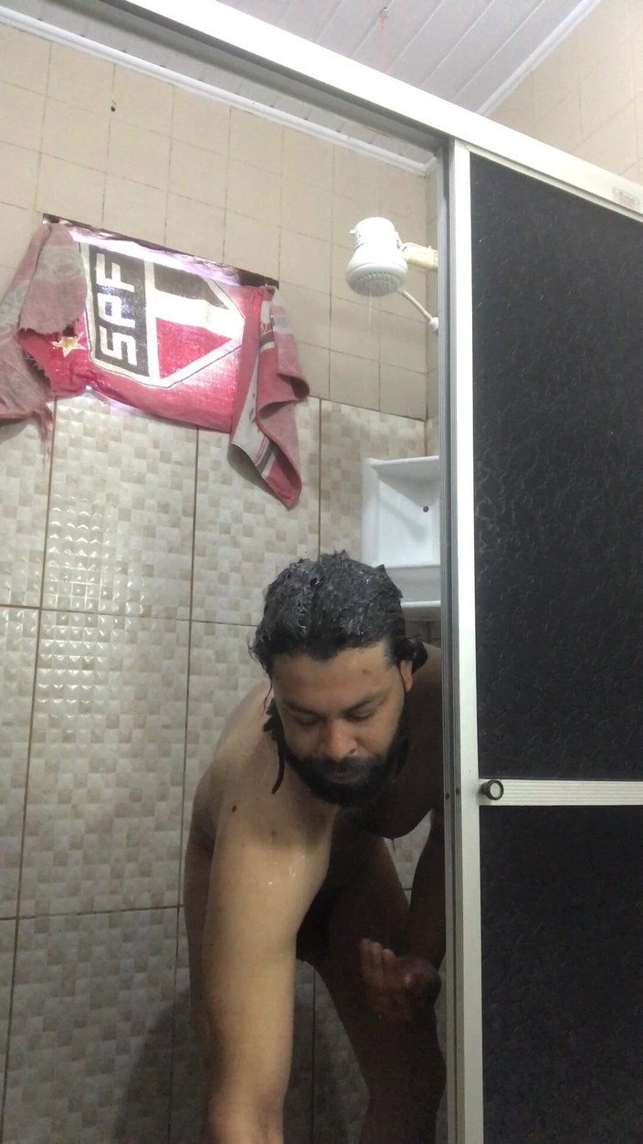 i7Bernard: शावर स्नान।