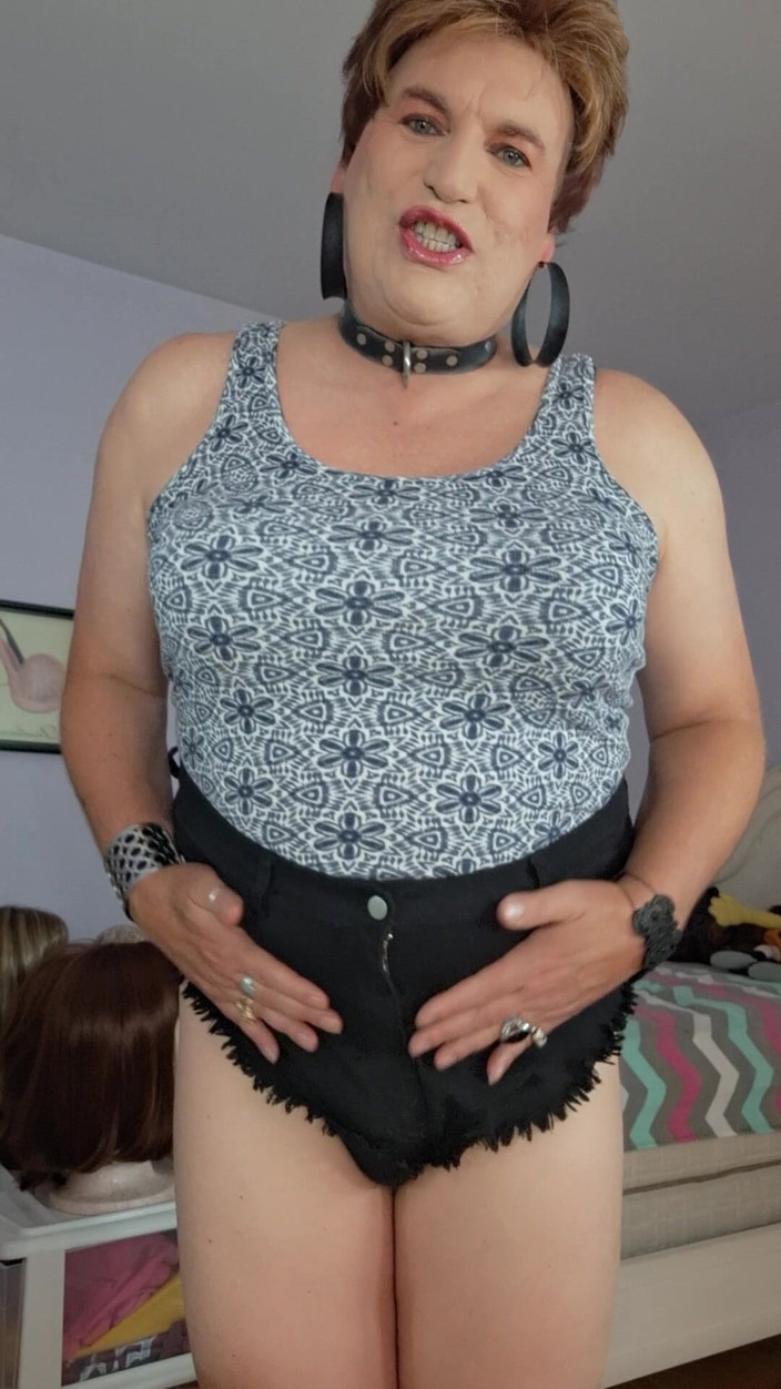 Victoria Lecherri: Pot face ceva special pentru tine? Mi-ar place!