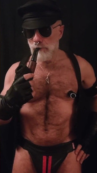 Pipedad Is a Nipple Pig