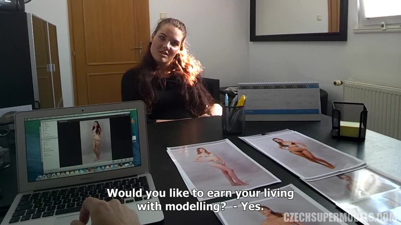 Czech Supermodels: เช็กซุปเปอร์โมเดล 13: beata: สาวผมบลอนด์ขอควยใหญ่บนตูดเธอ