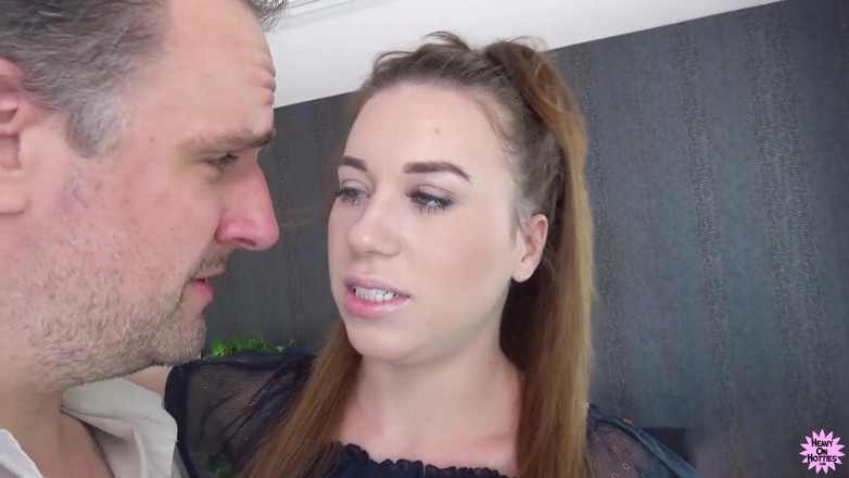 Heavy on Hotties: Monika vernietigd door kolossale papa! Hoer