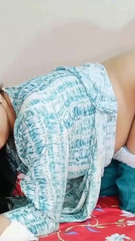 Village ragazza calda prima volta duro sesso