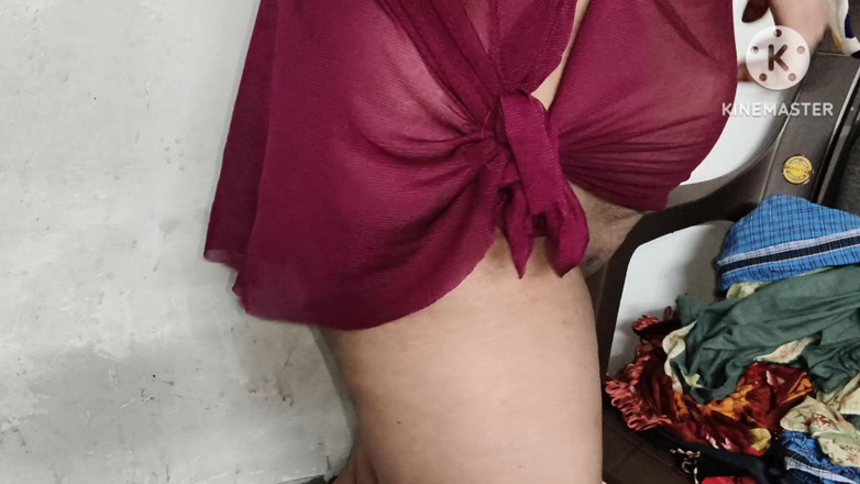 Latifah1234: India Bengoli en romántico cuerpo grande