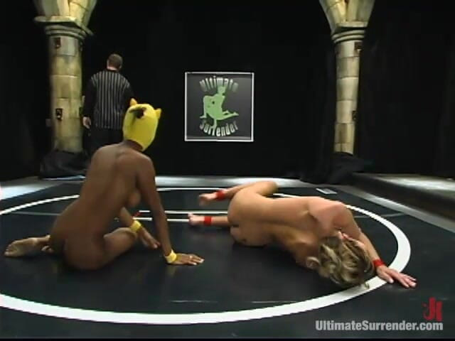 Ultimate surrender by Kink: Ice (8-0) Vs. Kitty Kuning (0-1)