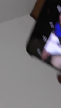 Za videem Talia Amanda poskakující obrovská přírodní prsa a Ma