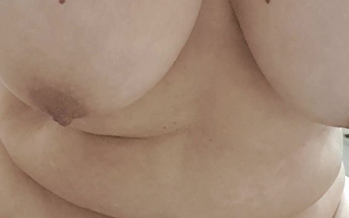 Mommy big hairy pussy: Nach dem sex uriniert ich