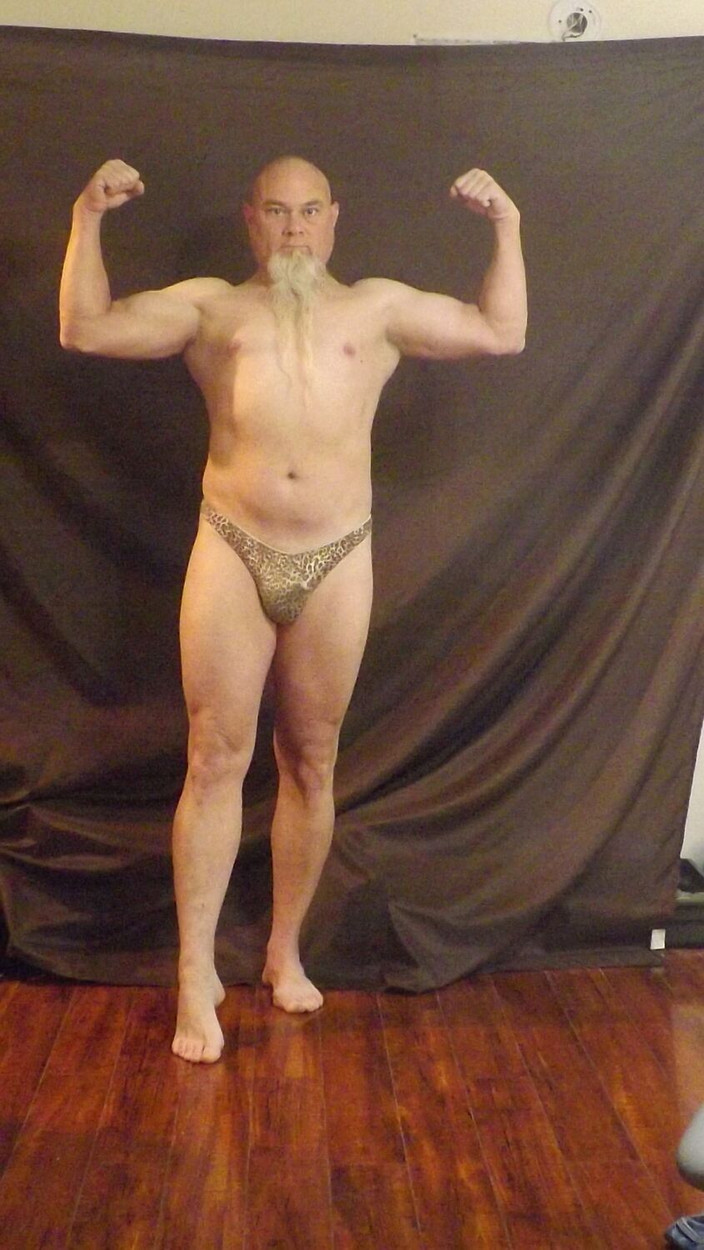 MrLeggs: Just Me My Cob、rosy palm和她的fife姐妹们都享受着没有穿鞋的最佳时光