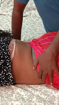 Futând-o tare pe prostituata mea studentă - gemete puternice cu subtitrări
