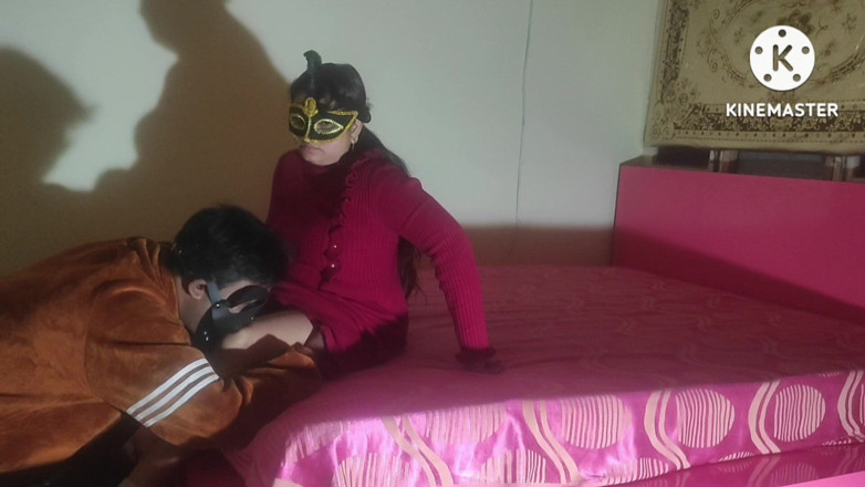 Ankita10000: 나이지리아 우정에서 흑인 대물 자지 남친이라고 부르는 빨간 가운 소녀