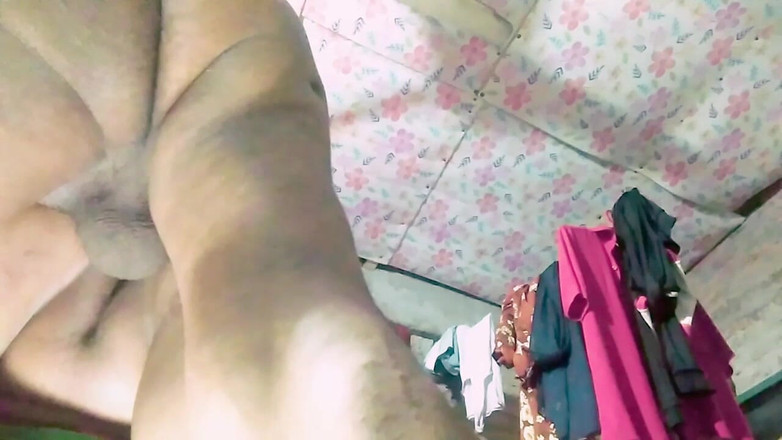 Sadia vabi: Macecha ji zavolala do místnosti a ošukala Hid Puddy z...