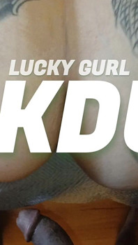 Seksi büyük götlü dövmeli pawg sikiliyor