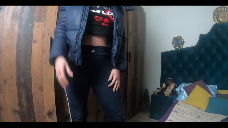 MilfyCalla: Milfycalla- 自慰和说话