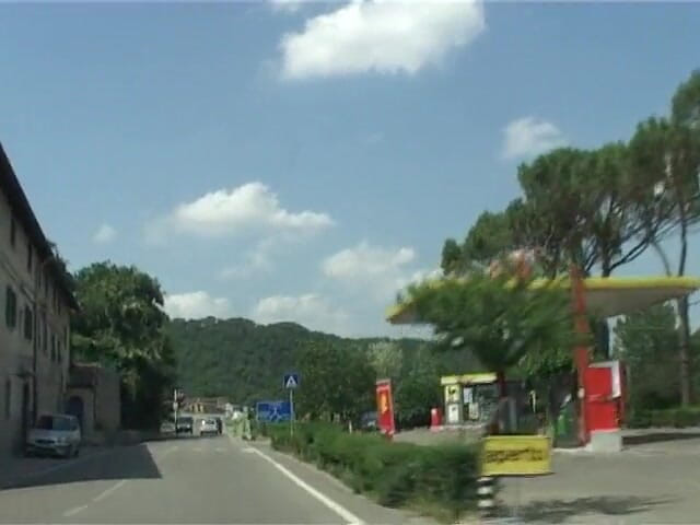 King Of Amateur: これらのイタリアの主婦は本当にコックに熱心です